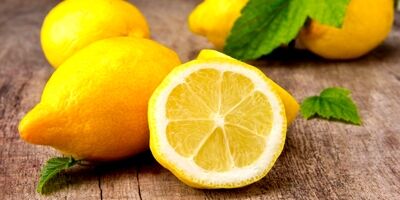 ترفندهای شگفت انگیز خانه‌داری با لیمو ترش
