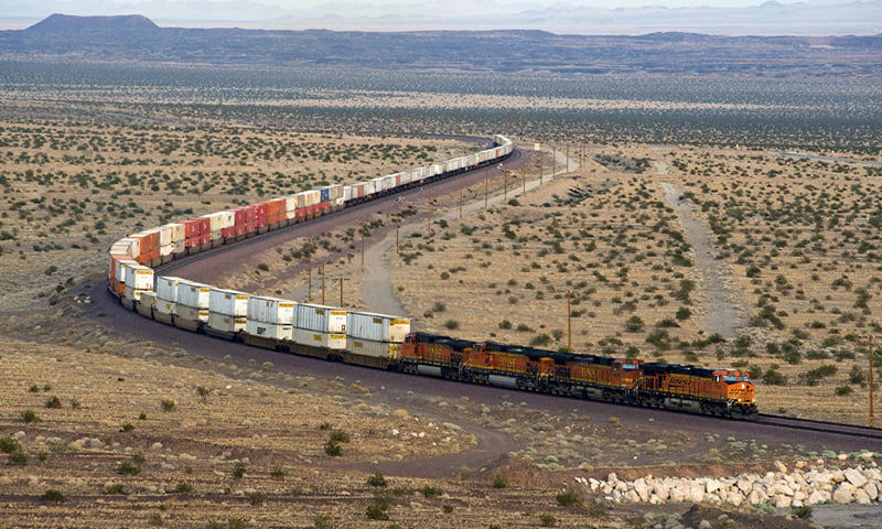  رکورد حمل بار از طریق ریل شکسته شد 