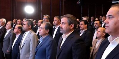 برنامه‌های عملیاتی بیمه دی در سال ۱۴۰۲ تبیین شدند
