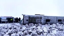 برخورد اتوبوس با کمپرسی در آزادراه تبریز- زنجان با ۲۲ نفر مصدوم
