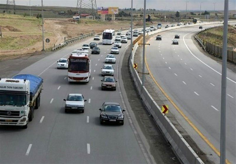 هشدار به رانندگان: محدودیت تردد ساعتی در آزادراه قم-تهران آغاز شد!