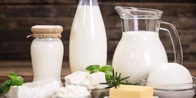 بهترین راه برای تشخیص فاسد شدن شیر
