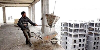 کارگران ساختمانی مشمول بیمه بیکاری نمی‌شوند!