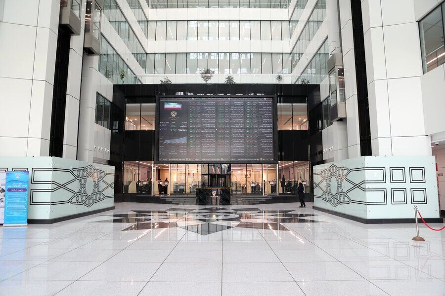 پایان هفته بورس با رشد ۷ هزار واحدی شاخص
