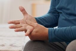 این داروها باعث سفتی صبحگاهی دست‌ها می‌شوند