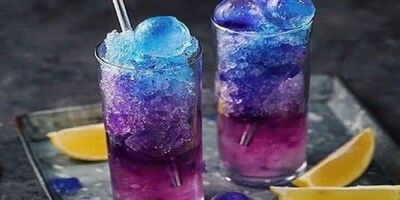 طرز تهیه شربت گل پنیرک در رنگ های مختلف
