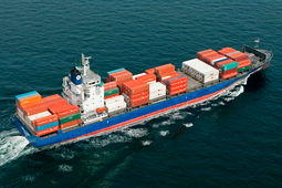 صنعت بیمه به سهمی ناچیز از اقیانوس بکر و جذاب بیمه نامه کشتی رضایت داد