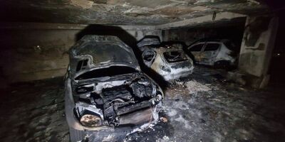 آتش‌سوزی گسترده در پارکینگ یک ساختمان مسکونی در بزرگراه خرازی
