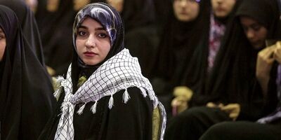 تعهد ۱۰ ساله پذیرفته شدگان وزارت آموزش و پرورش برداشته شد