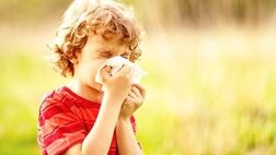 کاهش علائم حساسیت فصلی با راهکارهای طب سنتی
