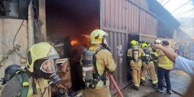 وقوع آتش سوزی مهیب در سمنان؛ حریق ۱۵ دقیقه‌ای مهار شد
