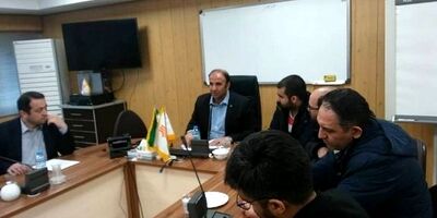 گفتگوی نماینده ویژه مدیرعامل گروه سایپا در نشست‌های مختلف با مشتریان 