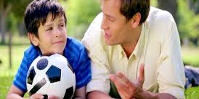شکل­ گیری هویت منفی، زندگی نوجوان را تهدید می‌­کند