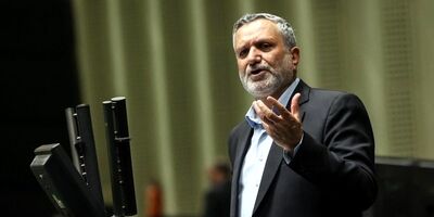 نرخ مشارکت زنان در بازار کار از ۱۳/۸ درصد  به ۱۴/۱ درصد رسید