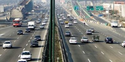 
ترافیک عادی در اکثر معابر پایتخت/ ترافیک سنگین در بهشت زهرا