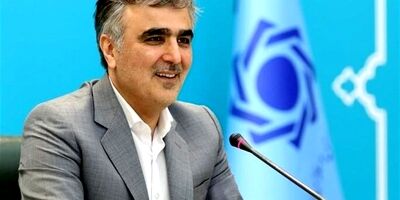 
۳۱۲۰ کارمند بانک آینده، ملی شدند/ انتقال بیش از ۲۴۳ همت سپرده مشتریان