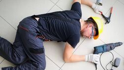  اگر دچار برق گرفتگی شدیم چکار کنیم؟ 