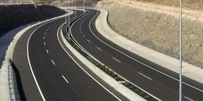 تامین ۴۲۰ میلیارد ‌تومان هزینه راه‌سازی‌ توسط خیرین 

