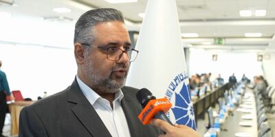 شرکت های لیزینگ به دلیل سرمایه اندک در اقتصاد کلان کشور جدی گرفته نشده اند + فیلم
