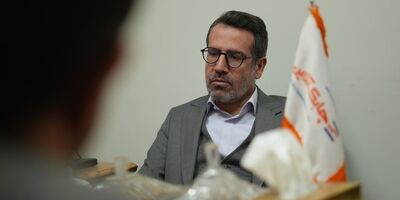 مشکلات مقررات صنعت لیزینگ با همفکری فعالان صنف میسر می شود + فیلم