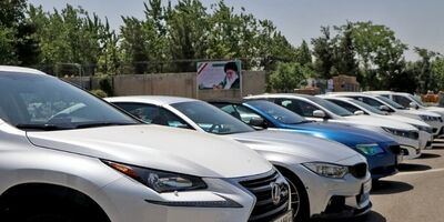 سالانه ۶۰۰ هزار خودرو برای معاینه فنی و بیمه شخص ثالث توقیف می‌شوند
