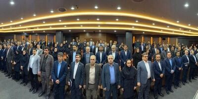 نخستین نشست هم اندیشی شرکت بیمه رازی با شبکه فروش