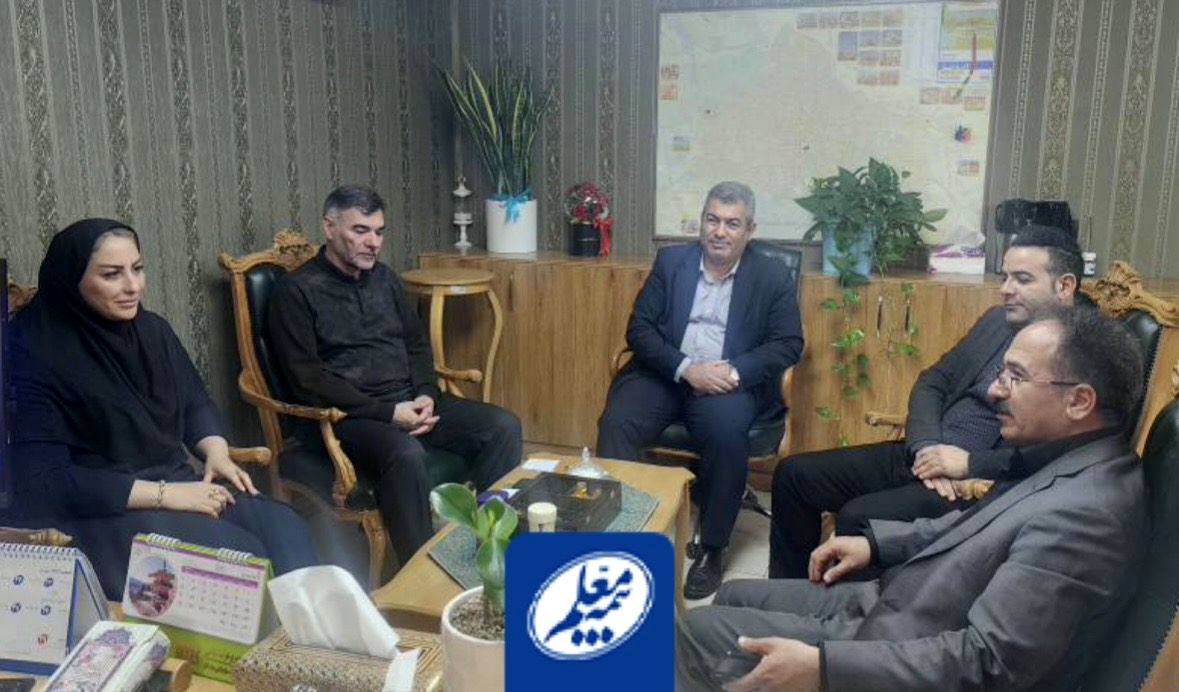 بازدید مدیر بیمه‌های عمر و حادثه بیمه معلم از مجتمع بیمه‌ای آذربایجان شرقی
