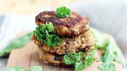 طرز تهیه کتلت بادمجان رنده شده
