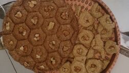 
یک شیرینی سخت برای شب چله
