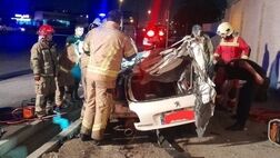 برخورد مرگبار پژو ۲۰۷ با پایه پل عابر پیاده دو قربانی گرفت
