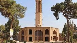 باغ دولت آباد یزد با بلندترین بادگیر جهان
