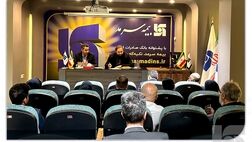 تاکید رئیس هیات مدیره بیمه سرمد بر تعامل مستمر و پایدار نمایندگان با شعب