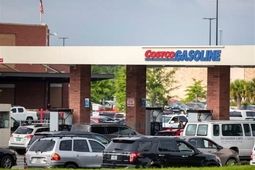 قیمت بنزین در آمریکا از 3 دلار گذشت 