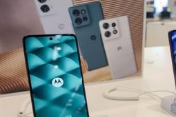 موتورولا یکی از بهترین گوشی‌های اندرویدی را معرفی کرد
