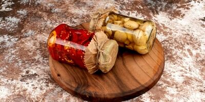 نگهداری ترشی در این ظرف خطرناک است+ بهترین ظرف