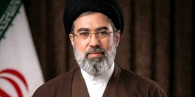 آیت‌الله سید مجتبی خامنه‌ای رهبر جمهوری اسلامی ایران شد