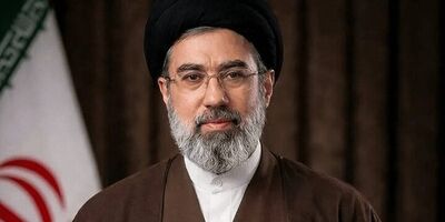 آیت‌الله سید مجتبی خامنه‌ای رهبر جمهوری اسلامی ایران شد