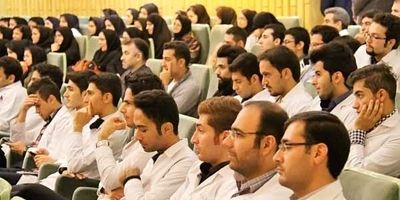 هزینه 650 هزار تومانی بیمه سلامت دانشجویان دکترای تخصصی پرداخت می‌شود