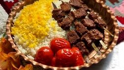 طرز تهیه کباب ترش گیلانی ؛ اسرار خوش طعم شدن گوشت آن
