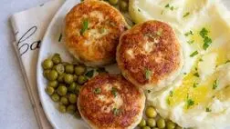 طرز تهیه کتلت روسی با مرغ ؛ ساده و خوشمزه بدون جذب روغن
