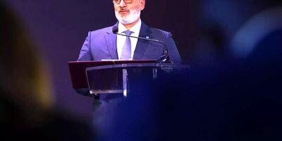 تقاضای روزانه نفت در ۲۰۴۵ به ۱۱۰ میلیون بشکه می‌رسد