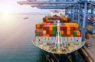 ترخیص کالاهای اساسی بدون وقفه در حال انجام است