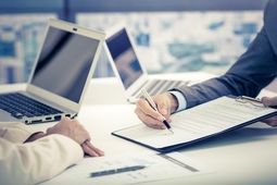 تغییر مهم بیمه ای؛ به‌روزرسانی کد پستی محل اقامت برای خرید بیمه‌نامه الزامی است