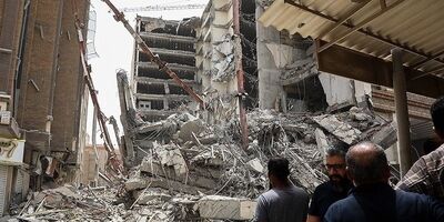 جستجو و شناسایی جان‌باختگان حادثه متروپل ادامه دارد