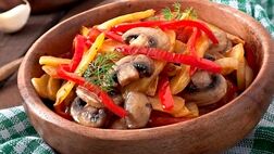 طرز تهیه خوراک مرغ و قارچ رژیمی
