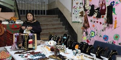 عدم برقرار ی بیمه هنرمندان، مهمترین مشکل بخش صنایع دستی
