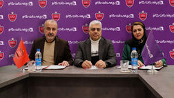 بیمه دات کام و پرسپولیس، این همکاری یک سال دیگر ادامه دارد