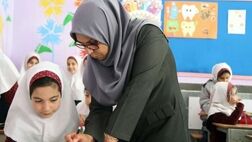 ۸۰ درصد دانشجو معلمان زیر ۲۰ سال هستند
