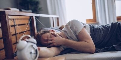 برای تنظیم خواب چه بخوریم ؟
