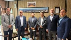 شورای هماهنگی تشکل های صنفی نمایندگان و کارگزاران با کریمی دیدار کردند